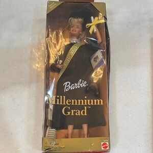 Barbie Millennium Grad Doll - Black and Gold